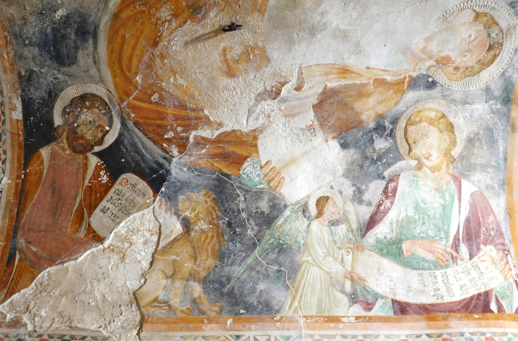 Chiesa dell'Addolorata - antica edicola, volta con Eterno ed evangelisti - Grotti