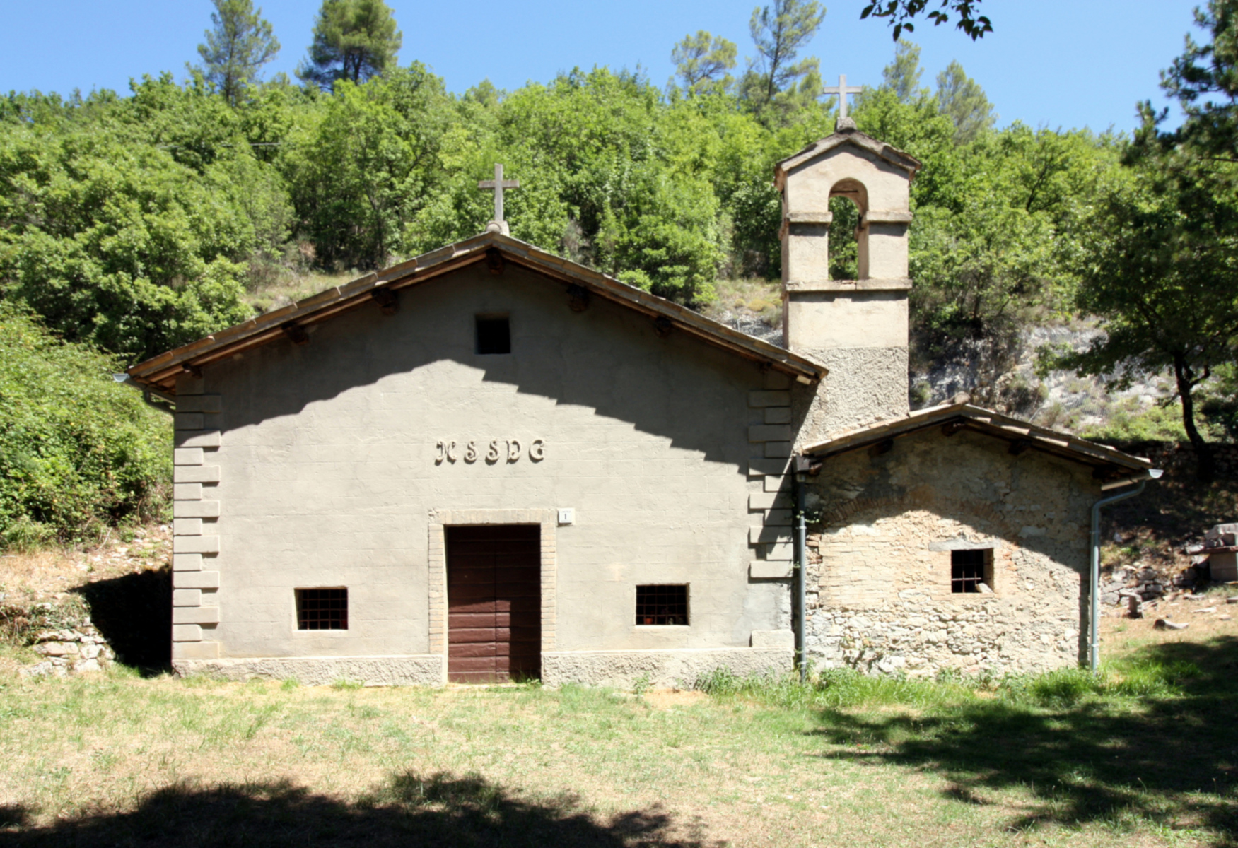 Chiesa della madonna delle scentelle- Esterno - Grotti