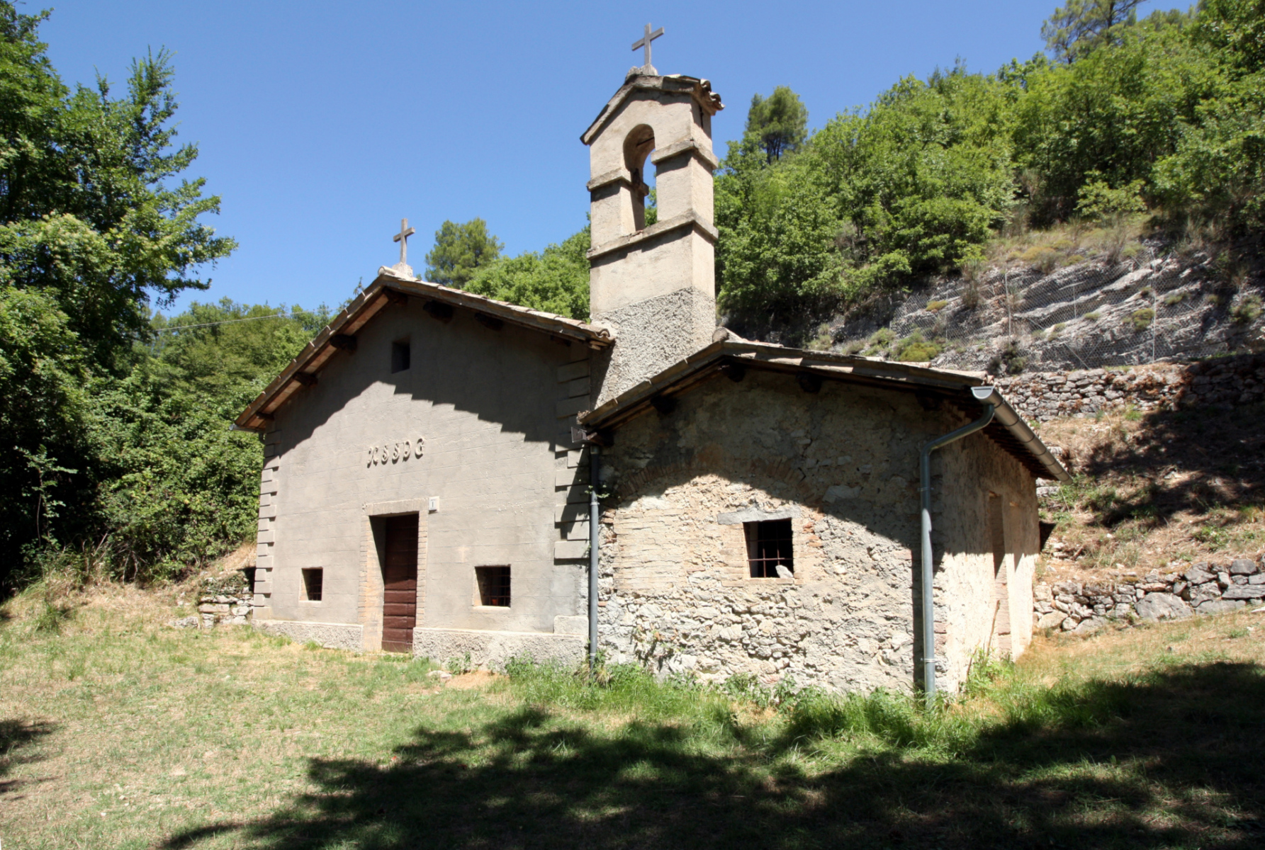 Chiesa della madonna delle scentelle - Esterno - Grotti