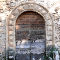 Chiesa di Santa Maria delle Grazie - portale antico ospedale - Sant'Anatolia di Narco